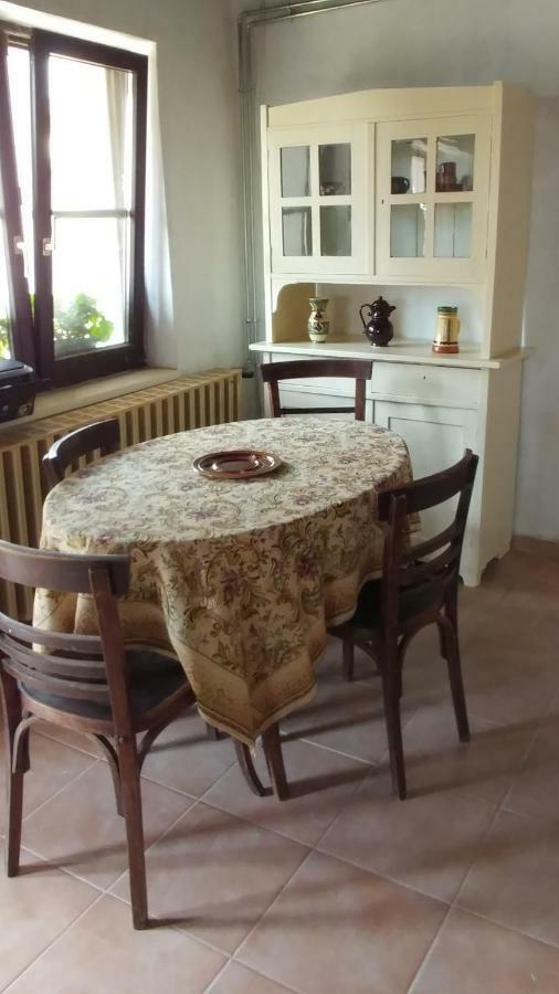 Oncsa Vendeghaz Hotel Gyöngyös Bagian luar foto