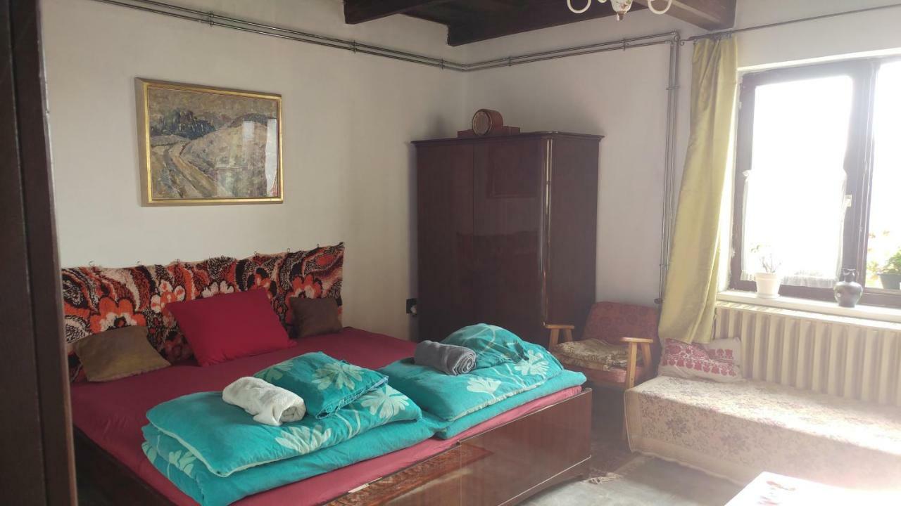Oncsa Vendeghaz Hotel Gyöngyös Bagian luar foto